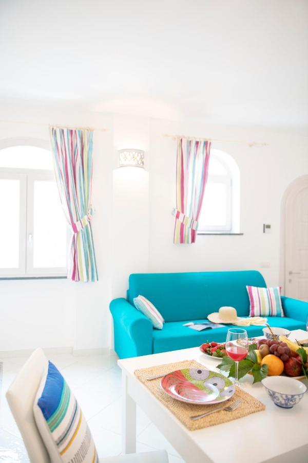 Ferienwohnung Casa Lucienne Positano Exterior foto